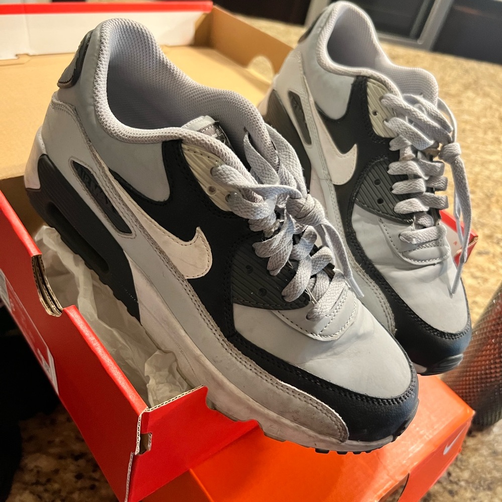 Nike Air Max White and Black Sneakers